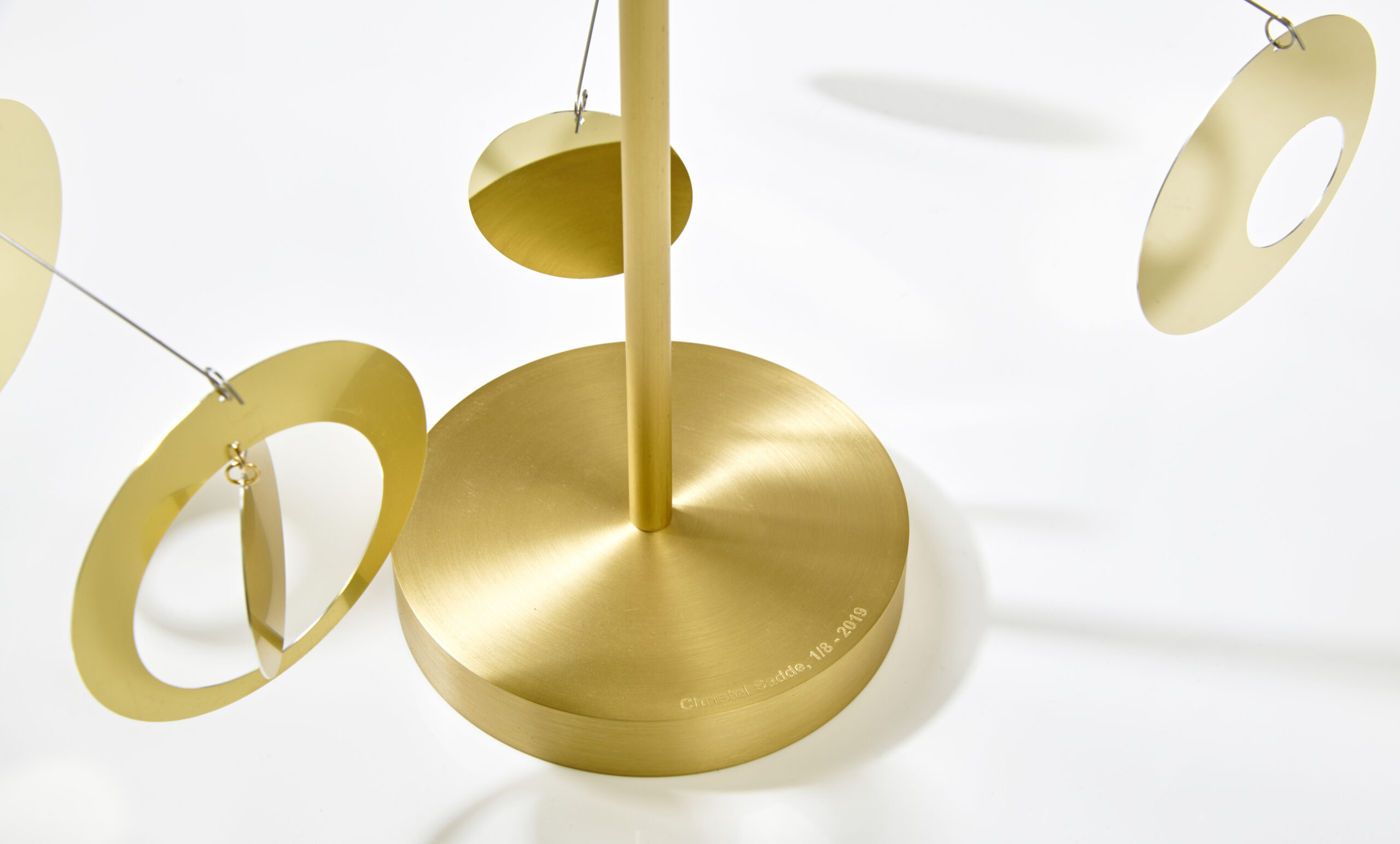 GRAND STABILE AVEC RONDS